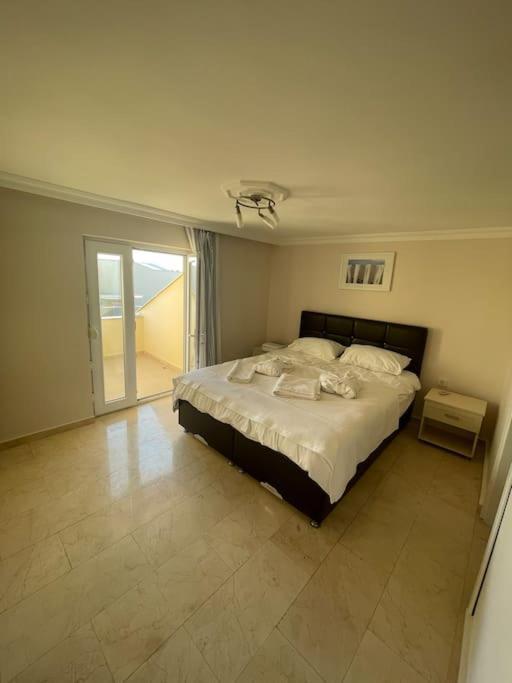 Excellent 3 Storey Villa With A Swimming Pool Belek Exterior foto